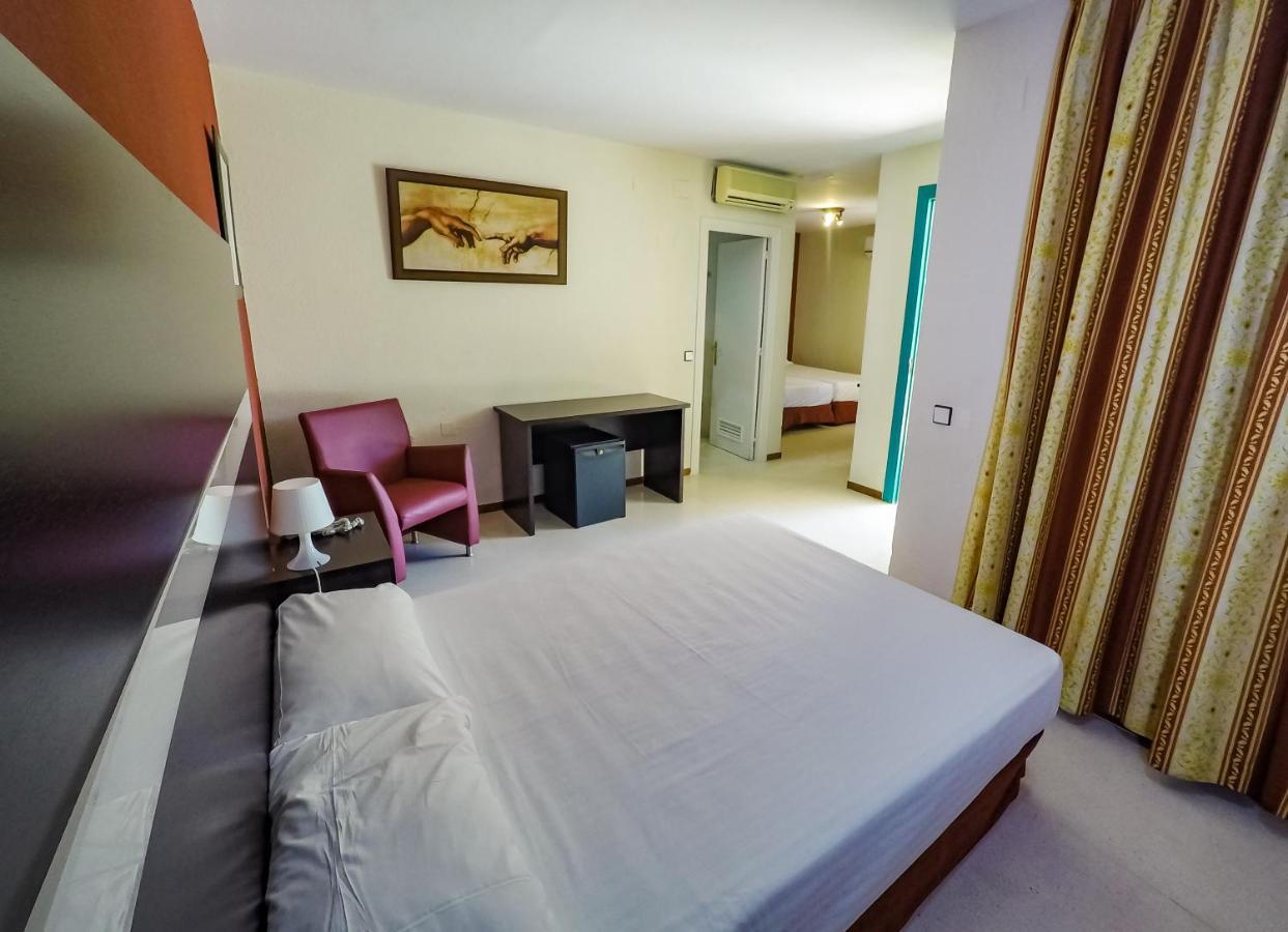 Hotel Jm Jardin De La Reina Guillena エクステリア 写真