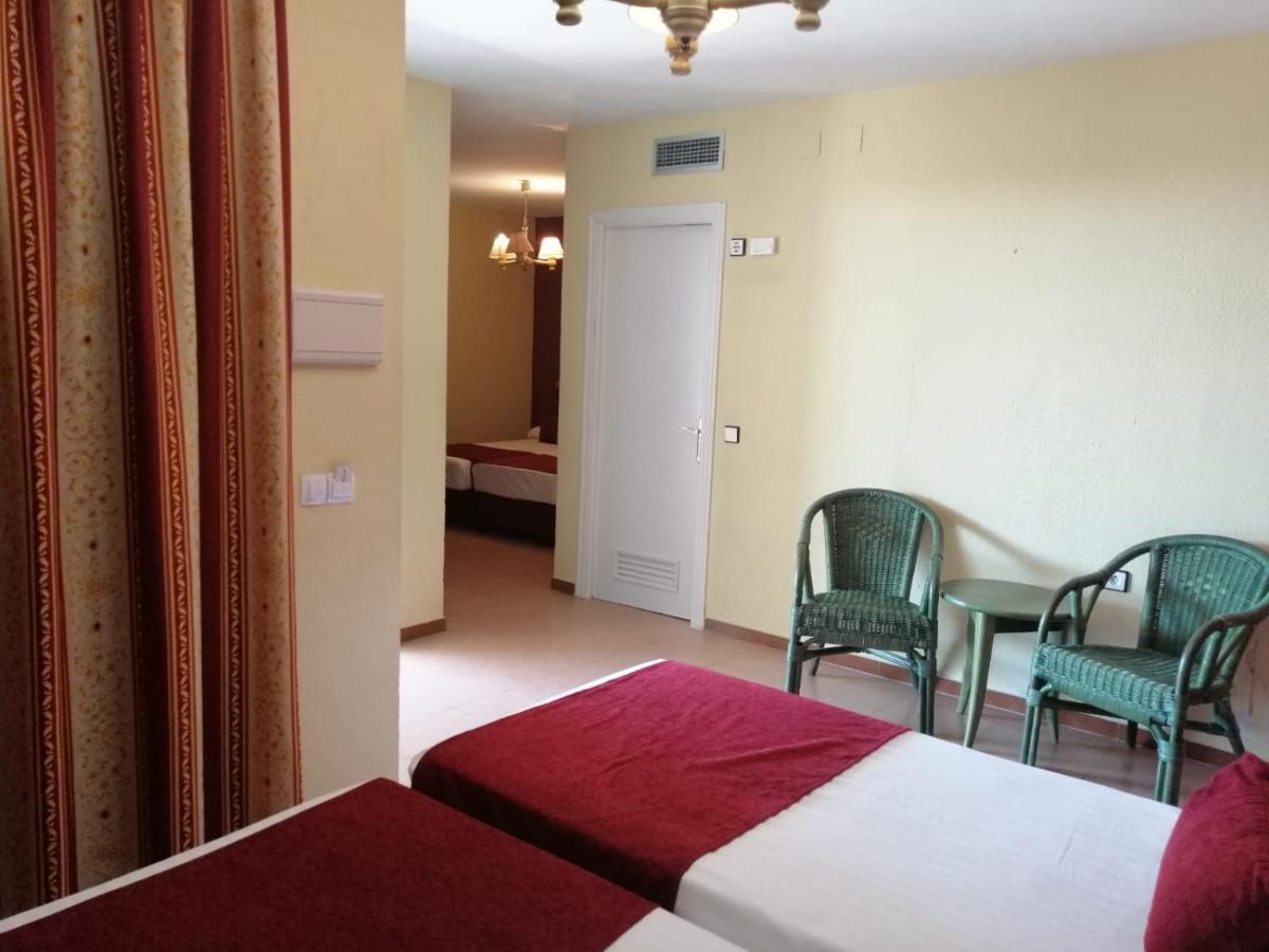 Hotel Jm Jardin De La Reina Guillena エクステリア 写真