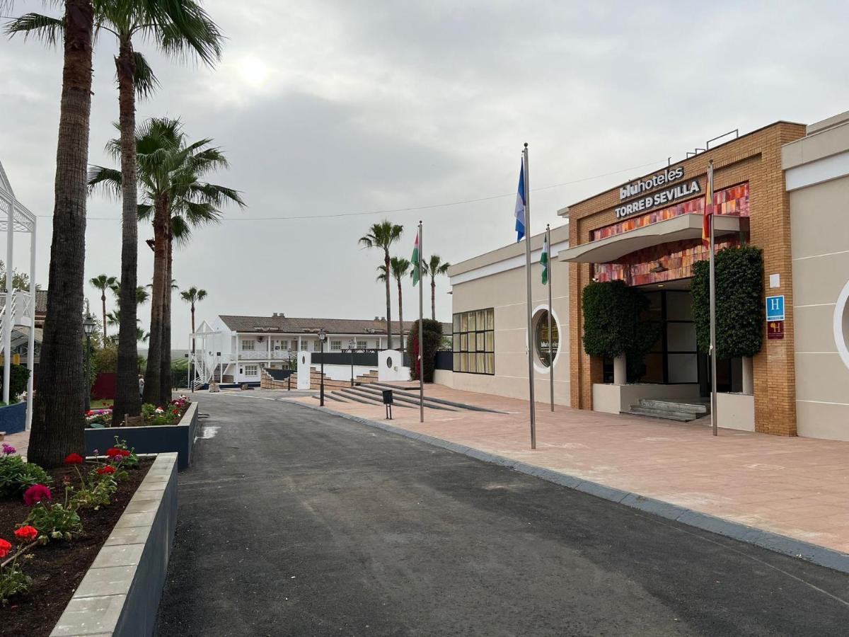 Hotel Jm Jardin De La Reina Guillena エクステリア 写真